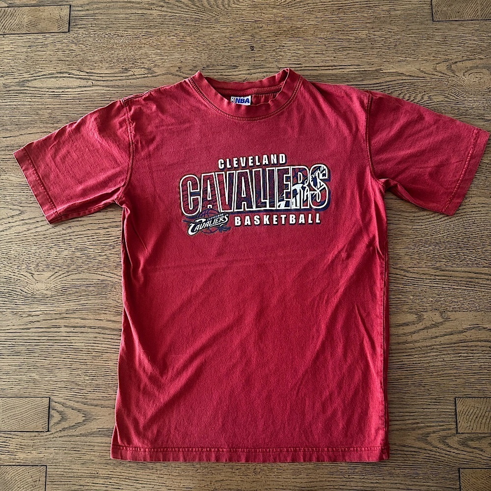 Vintage Cleveland Cavaliers NBA Graphic T-Shirt Red Men’s Medium Single Stitch